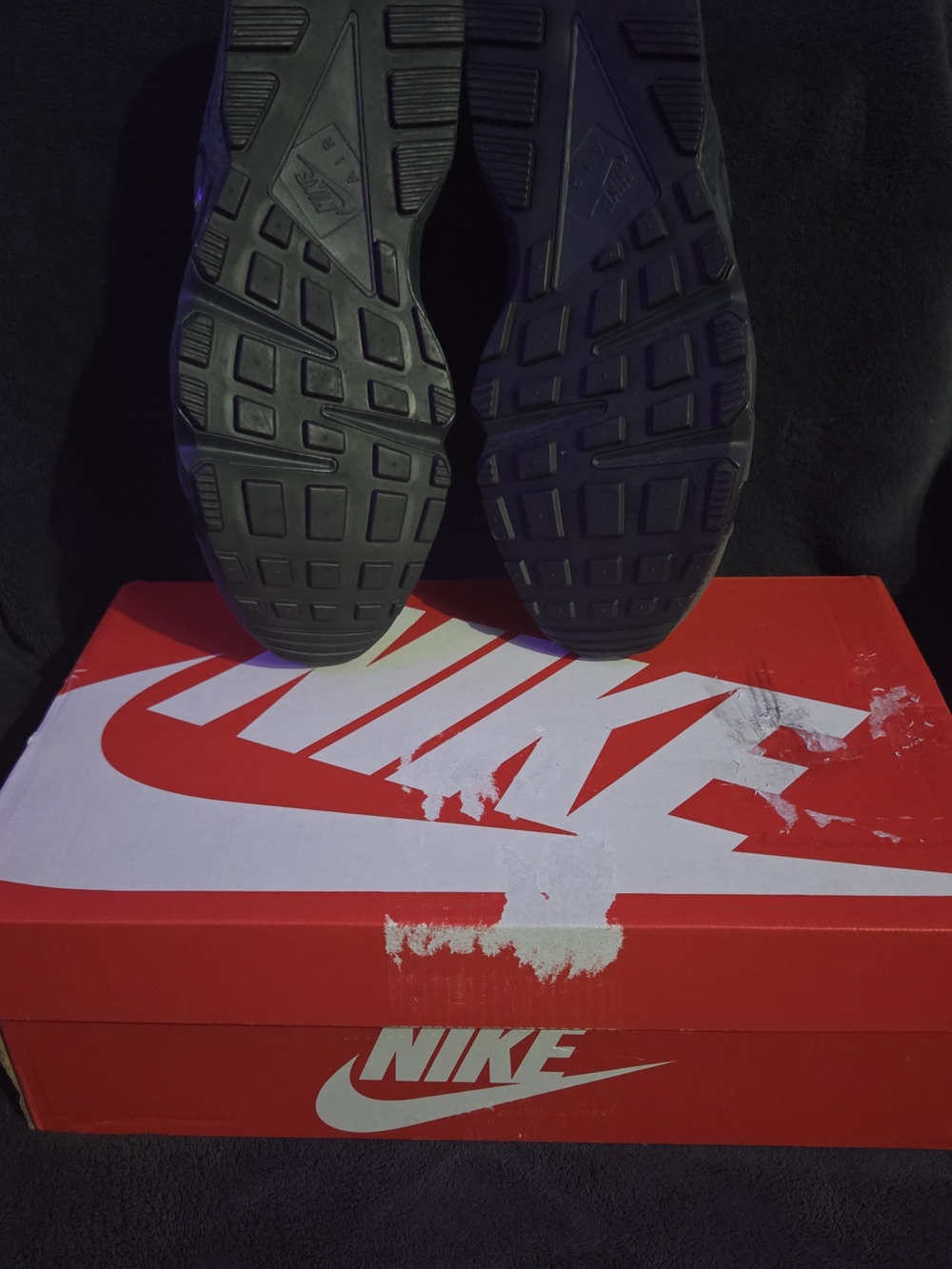 Nike Men's Air Huarache Runner Black Anthracite - 9.5 - Picture 2 of 8